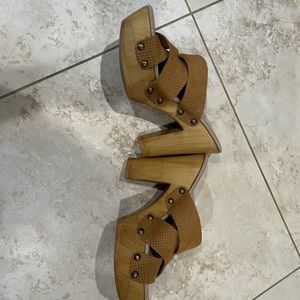 Sbicca Vintage collection platform heels